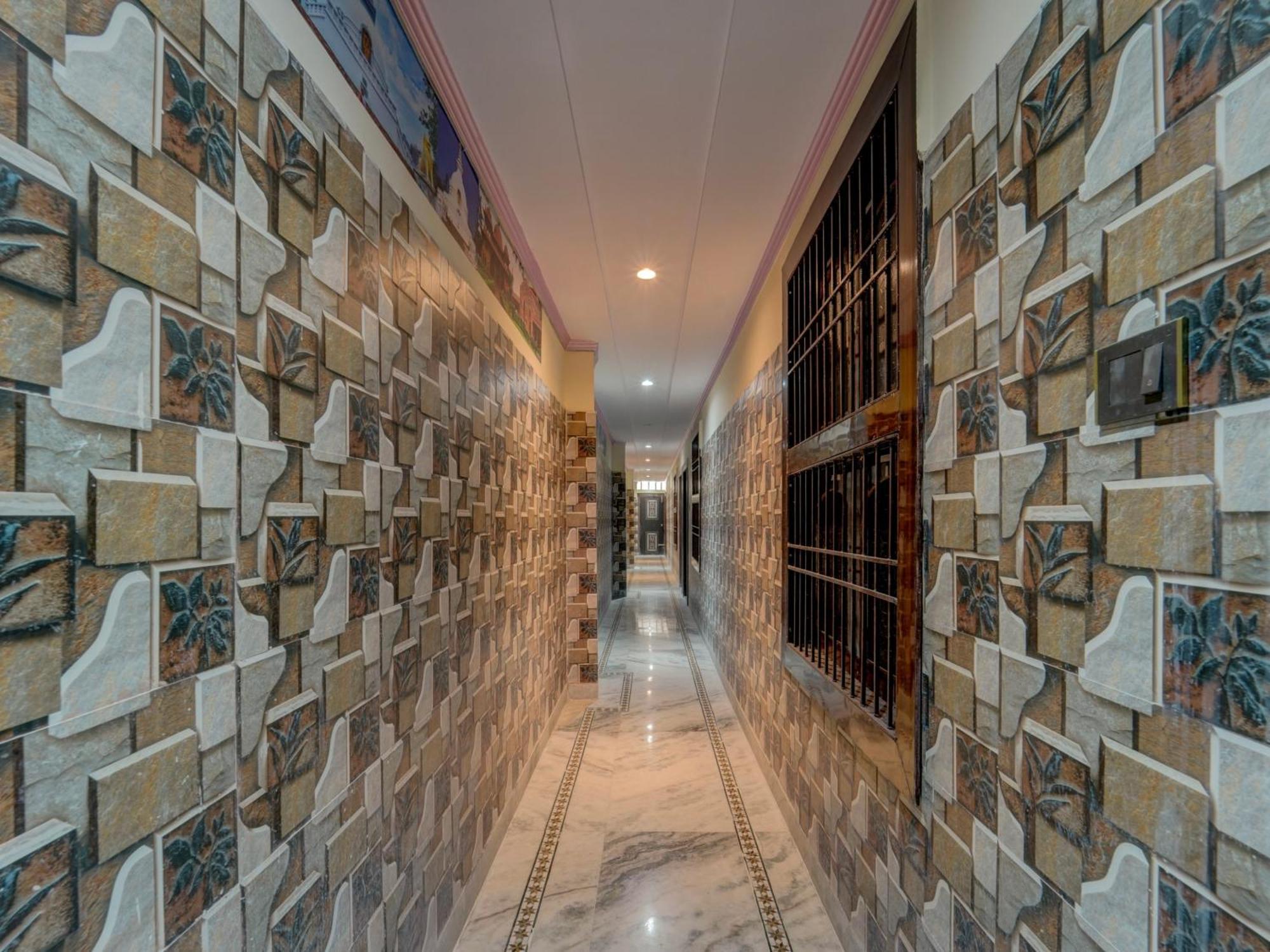 פאטנה Hotel O Raj Palace מראה חיצוני תמונה